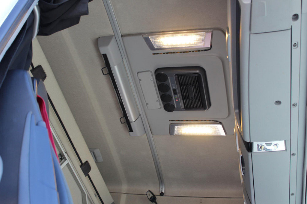 Renault T 520 E6 High Sleeper Retarder 2Tank Standklima - Cabeza tractora: foto 3 Renault T 520 E6 High Sleeper Retarder 2Tank Standklima - Cabeza tractora: foto 3