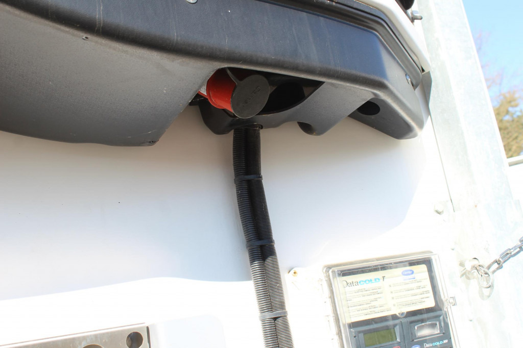 Chereau 1-Achs City Trailer CV 1550 Strom nur 7h !! - Semirremolque frigorífico: foto 4 Chereau 1-Achs City Trailer CV 1550 Strom nur 7h !! - Semirremolque frigorífico: foto 4