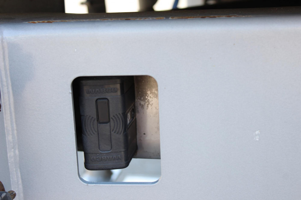 Chereau TK SLXi Spectrum Bi-Multi-Temp. Liftachse LBW - Semirremolque frigorífico: foto 4 Chereau TK SLXi Spectrum Bi-Multi-Temp. Liftachse LBW - Semirremolque frigorífico: foto 4