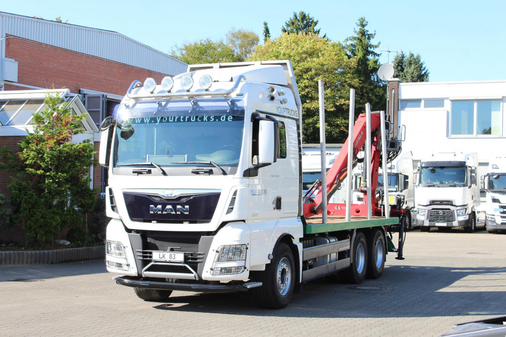 MAN TGX 33.560 D38Motor 6x4 Intarder KESLA-Holzkran - Camión forestal, Camión grúa: foto 1 MAN TGX 33.560 D38Motor 6x4 Intarder KESLA-Holzkran - Camión forestal, Camión grúa: foto 1
