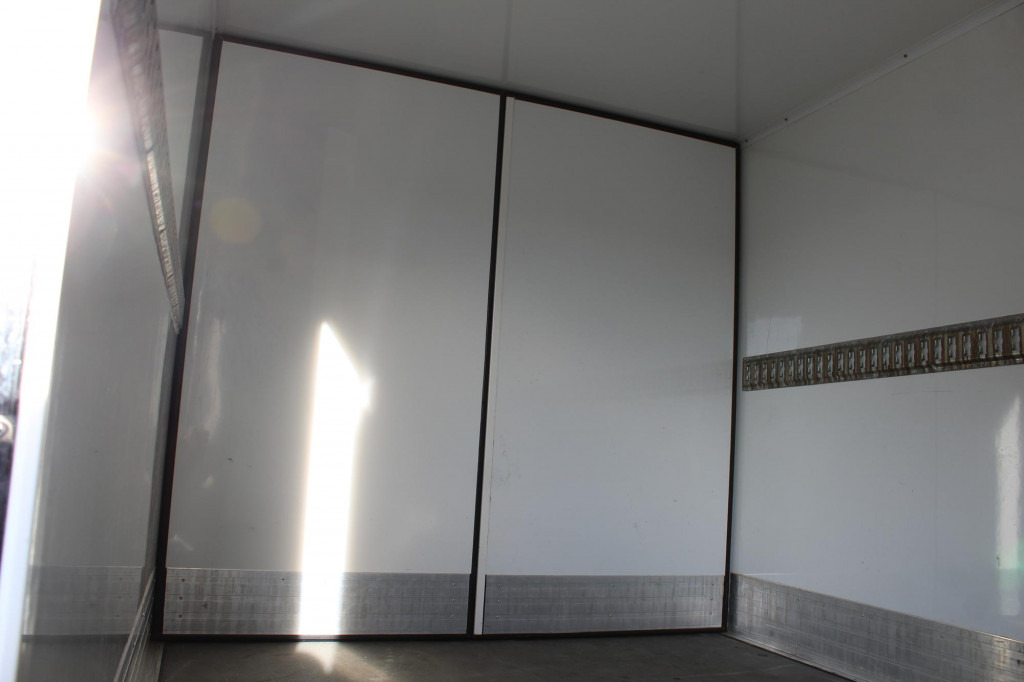 Mercedes-Benz Sprinter 316 TK V-300 MAX Tiefkühlkoffer MIETE - Furgoneta frigorifica: foto 5 Mercedes-Benz Sprinter 316 TK V-300 MAX Tiefkühlkoffer MIETE - Furgoneta frigorifica: foto 5