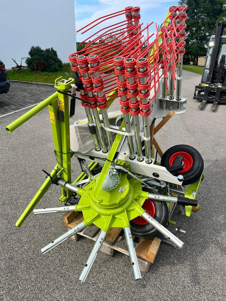 CLAAS Liner 370 Tandem / NEU und UNBENUTZT / Baujahr 202 - Henificadora: foto 3 CLAAS Liner 370 Tandem / NEU und UNBENUTZT / Baujahr 202 - Henificadora: foto 3