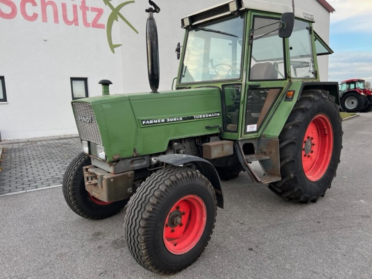 Fendt Farmer 306 LS, ca. 9516 Bh, Baujahr 1982 - Tractor: foto 1 Fendt Farmer 306 LS, ca. 9516 Bh, Baujahr 1982 - Tractor: foto 1