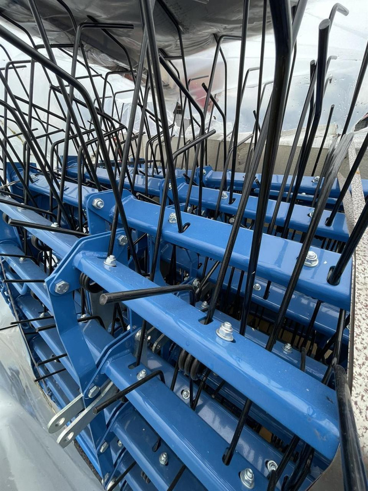 Hatzenbichler Neuer unbenutzter Striegel mit hydraulischer Druckverstellung, 12m AB, Hatzenbichler Striegel - Grada: foto 5 Hatzenbichler Neuer unbenutzter Striegel mit hydraulischer Druckverstellung, 12m AB, Hatzenbichler Striegel - Grada: foto 5