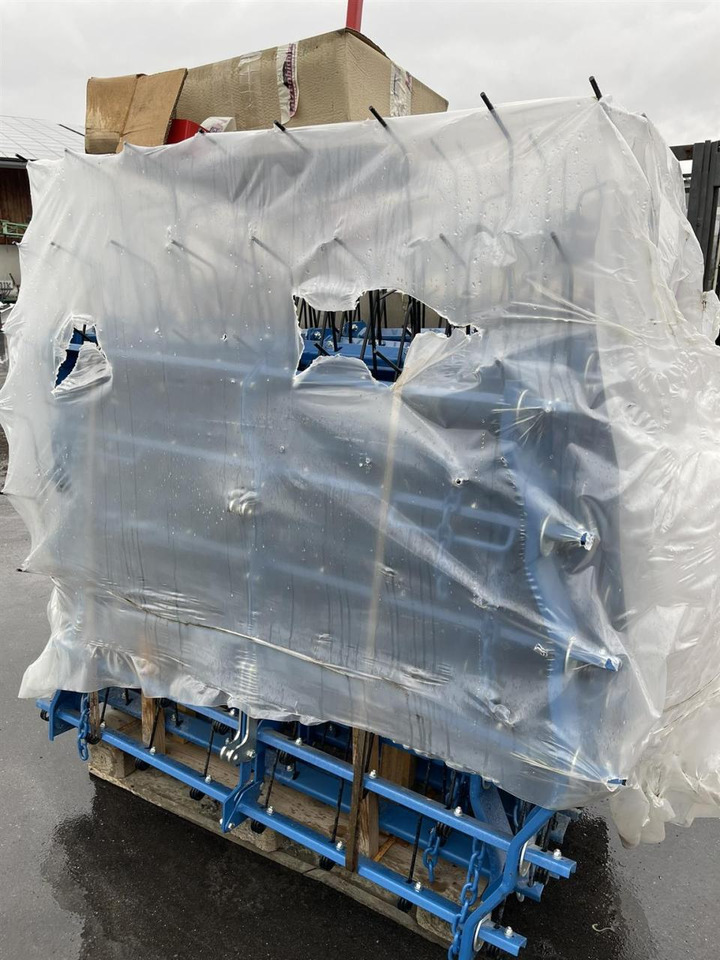 Hatzenbichler Neuer unbenutzter Striegel mit hydraulischer Druckverstellung, 12m AB, Hatzenbichler Striegel - Grada: foto 4 Hatzenbichler Neuer unbenutzter Striegel mit hydraulischer Druckverstellung, 12m AB, Hatzenbichler Striegel - Grada: foto 4