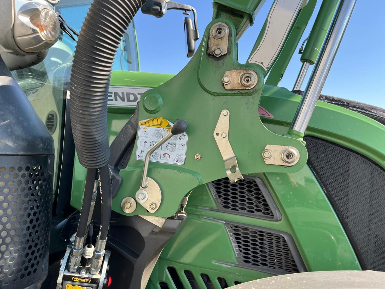 Fendt Frontlader Fendt Cargo 4X 80 Konsole Vario 500 700 - Implemento: foto 4 Fendt Frontlader Fendt Cargo 4X 80 Konsole Vario 500 700 - Implemento: foto 4