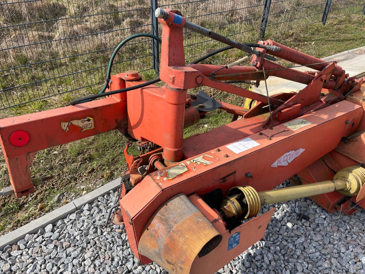 Kuhn Kuhn FC 280P, Heckmähwerk - Segadora: foto 4 Kuhn Kuhn FC 280P, Heckmähwerk - Segadora: foto 4