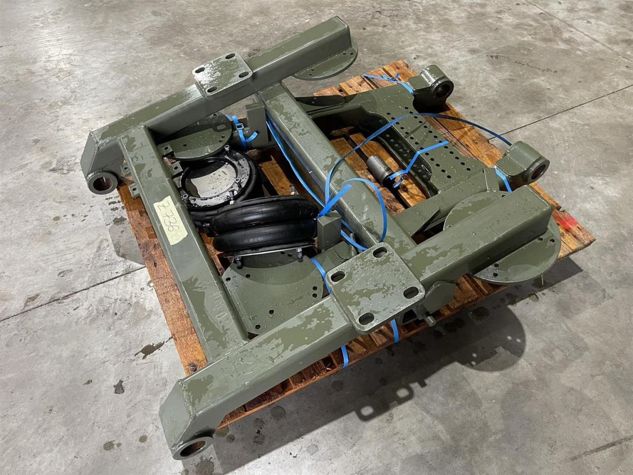 Tecnoma Tecnoma Fortis Fahrwerk - Bastidor/ Chasis para Maquinaria agrícola: foto 2 Tecnoma Tecnoma Fortis Fahrwerk - Bastidor/ Chasis para Maquinaria agrícola: foto 2