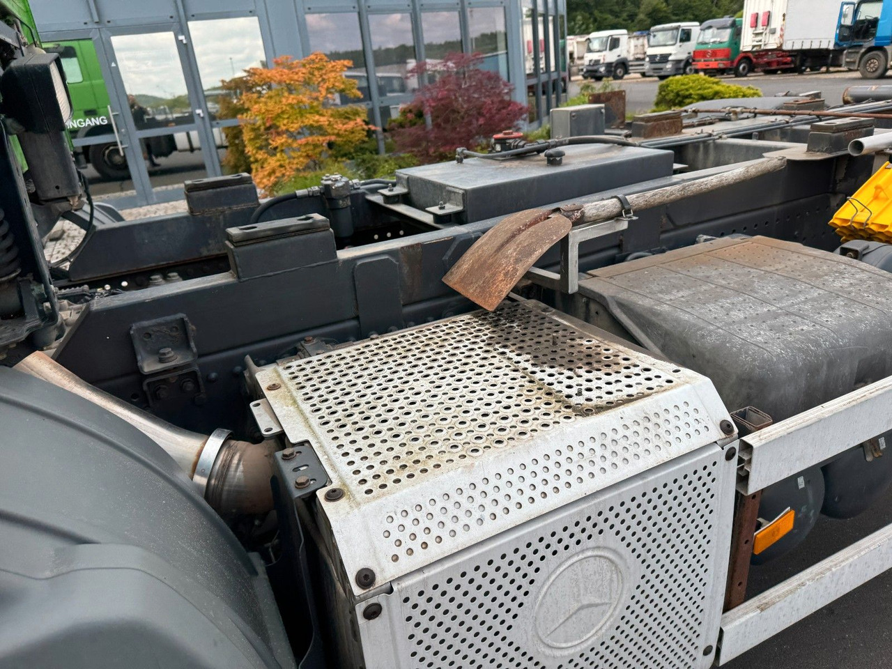 Mercedes-Benz Actros 1832 MP 3   Kipperfahrgestell + Klima - Camión chasis: foto 4 Mercedes-Benz Actros 1832 MP 3   Kipperfahrgestell + Klima - Camión chasis: foto 4