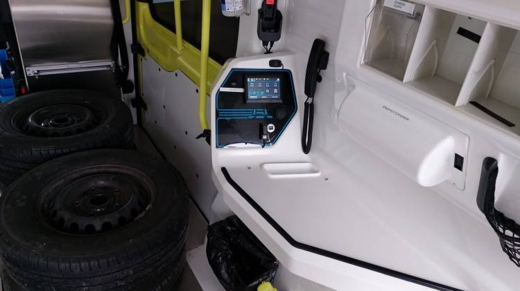 Ambulancia FORD TRANSIT 2,0TDI AMBULANCE KLIMA 1.2018 EURO 6, 3 UNITS: foto 7 Ambulancia FORD TRANSIT 2,0TDI AMBULANCE KLIMA 1.2018 EURO 6, 3 UNITS: foto 7