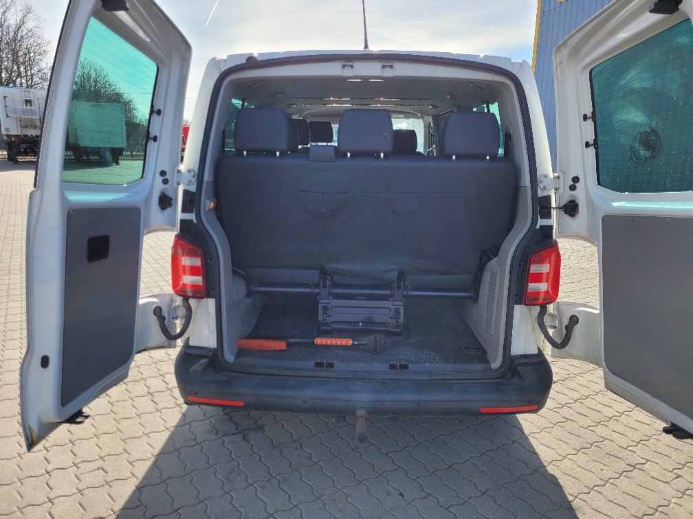 VOLKSWAGEN CARAVELLE T6, KLIIMA; 1.2017; EURO 6; 9 seats - Furgoneta de pasajeros: foto 5 VOLKSWAGEN CARAVELLE T6, KLIIMA; 1.2017; EURO 6; 9 seats - Furgoneta de pasajeros: foto 5