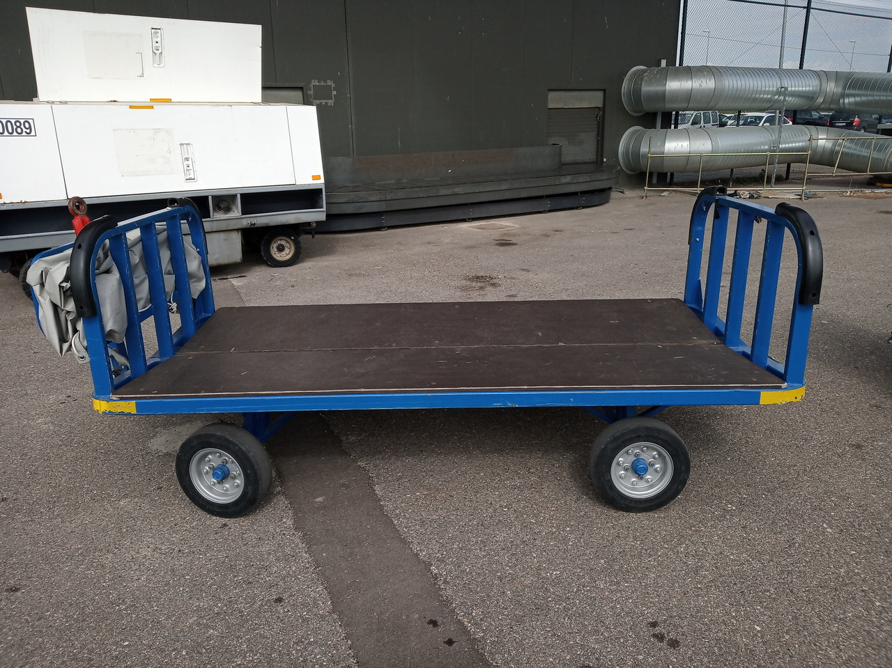 Baggage Cart FEMISA - Equipo de apoyo en tierra: foto 1 Baggage Cart FEMISA - Equipo de apoyo en tierra: foto 1