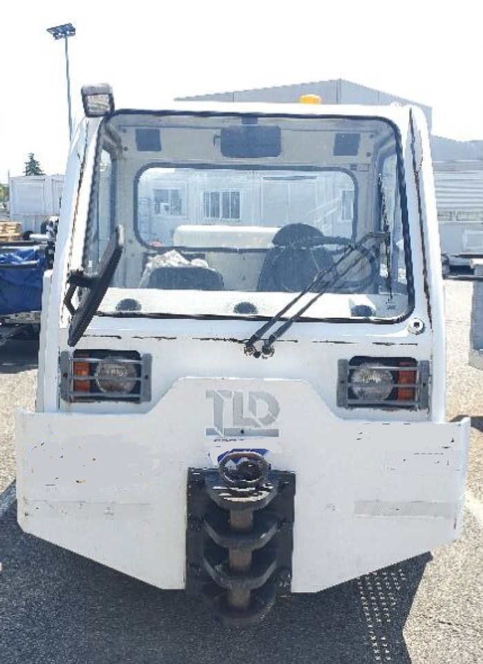 TLD Pushback TMX150-12 - Remolcador de aviones: foto 2 TLD Pushback TMX150-12 - Remolcador de aviones: foto 2