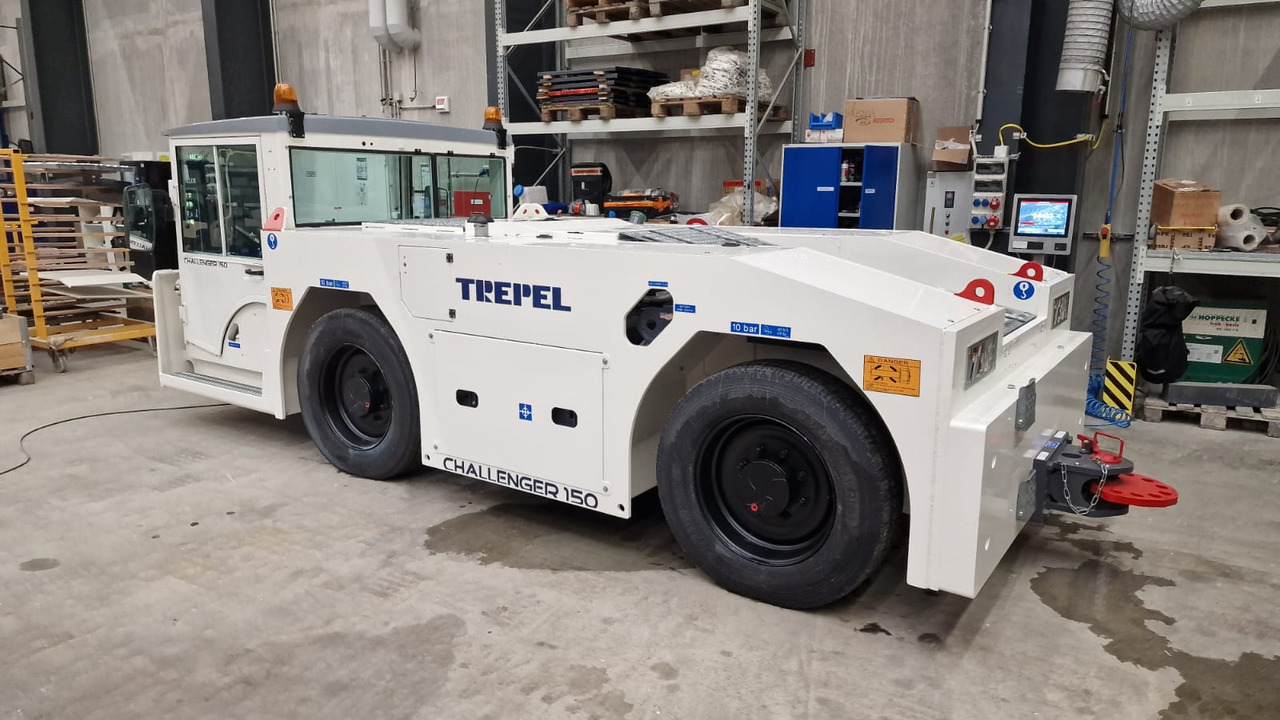 TREPEL Challenger 150 - Remolcador de aviones: foto 1 TREPEL Challenger 150 - Remolcador de aviones: foto 1