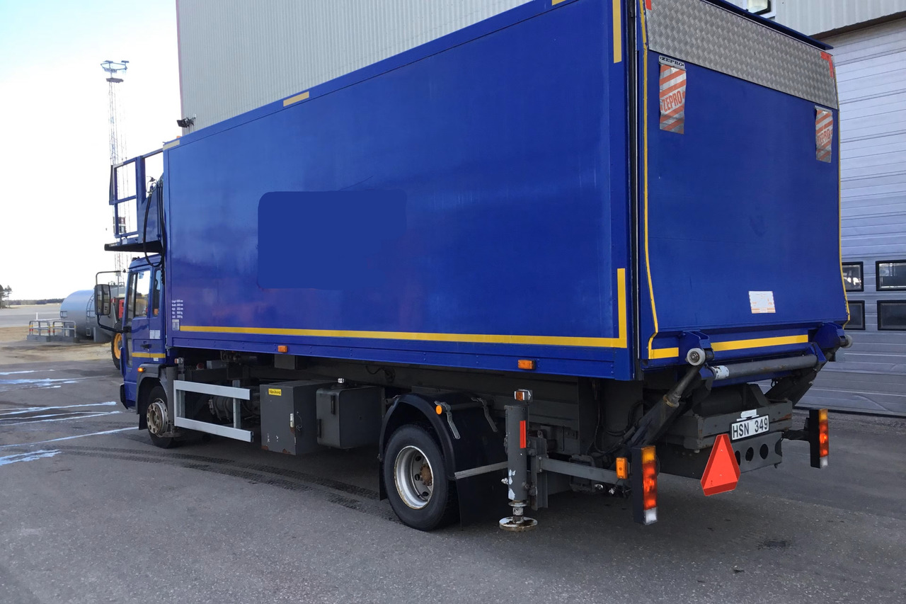 Trepel Catering - Camión de catering: foto 3 Trepel Catering - Camión de catering: foto 3