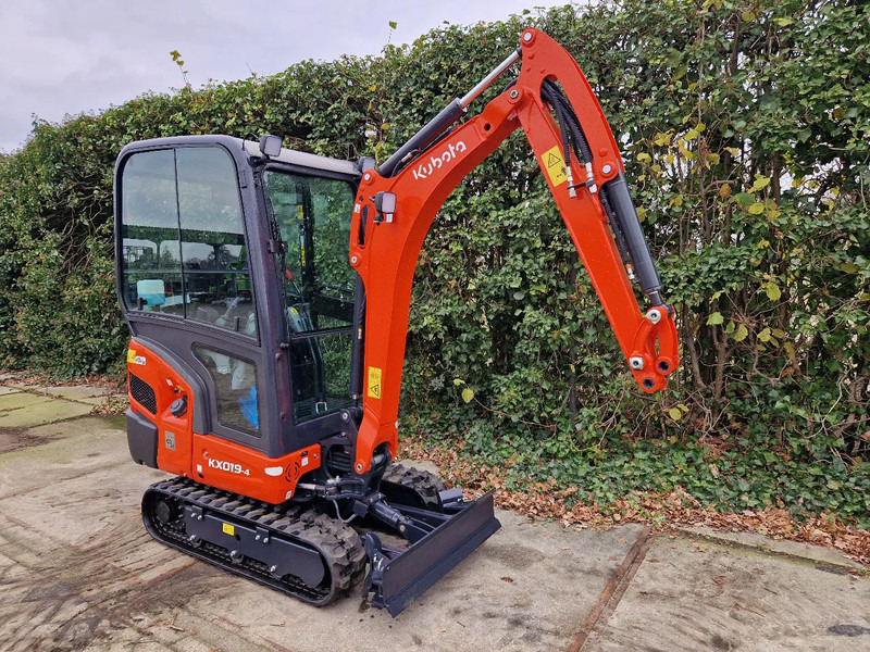 Kubota KX019-4 Hi-spec (NIEUW) - Miniexcavadora: foto 3 Kubota KX019-4 Hi-spec (NIEUW) - Miniexcavadora: foto 3