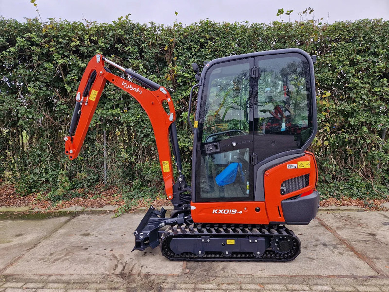 Kubota KX019-4 Hi-spec (NIEUW) - Miniexcavadora: foto 1 Kubota KX019-4 Hi-spec (NIEUW) - Miniexcavadora: foto 1
