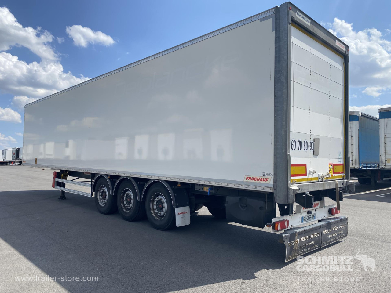 FRUEHAUF Dryfreight Standard Roller shutter door - Semirremolque caja cerrada: foto 3 FRUEHAUF Dryfreight Standard Roller shutter door - Semirremolque caja cerrada: foto 3