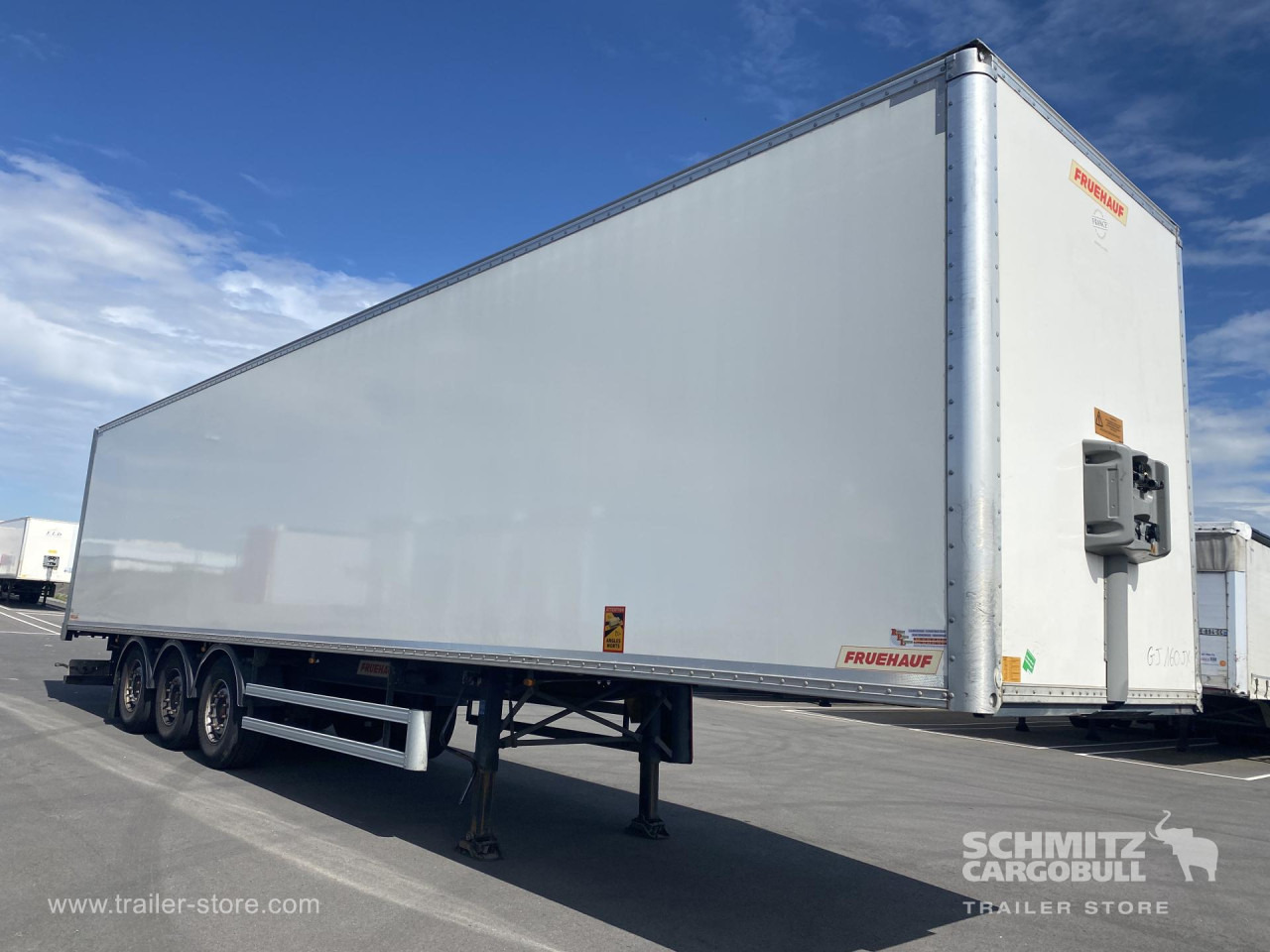 FRUEHAUF Dryfreight Standard Roller shutter door - Semirremolque caja cerrada: foto 1 FRUEHAUF Dryfreight Standard Roller shutter door - Semirremolque caja cerrada: foto 1