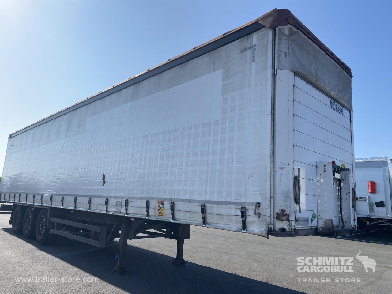 SCHMITZ Curtainsider Standard - Semirremolque lona: foto 1 SCHMITZ Curtainsider Standard - Semirremolque lona: foto 1