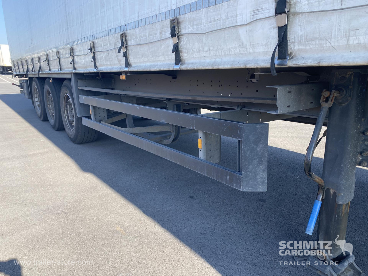 SCHMITZ Curtainsider Standard - Semirremolque lona: foto 2 SCHMITZ Curtainsider Standard - Semirremolque lona: foto 2
