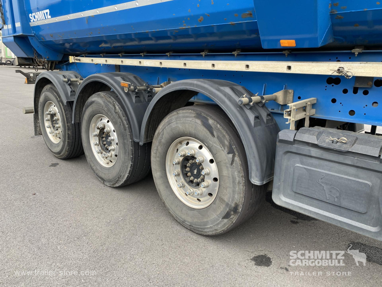 SCHMITZ Tipper Steel half pipe body 46m³ - Semirremolque volquete: foto 2 SCHMITZ Tipper Steel half pipe body 46m³ - Semirremolque volquete: foto 2