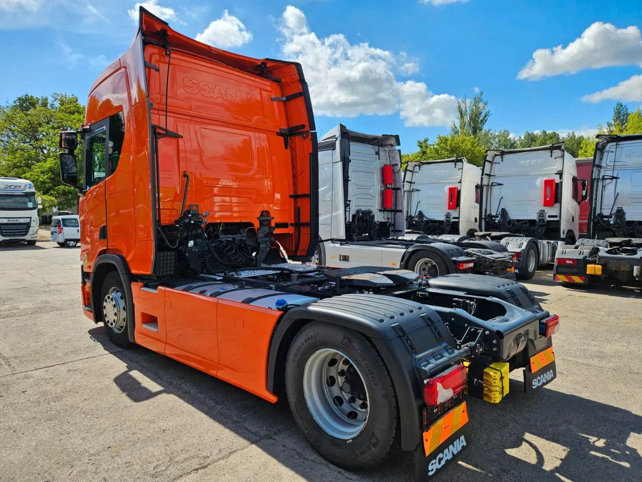 Scania R450 PTO, Standklima, Navi, New Smart2 tachograp - Cabeza tractora: foto 5 Scania R450 PTO, Standklima, Navi, New Smart2 tachograp - Cabeza tractora: foto 5