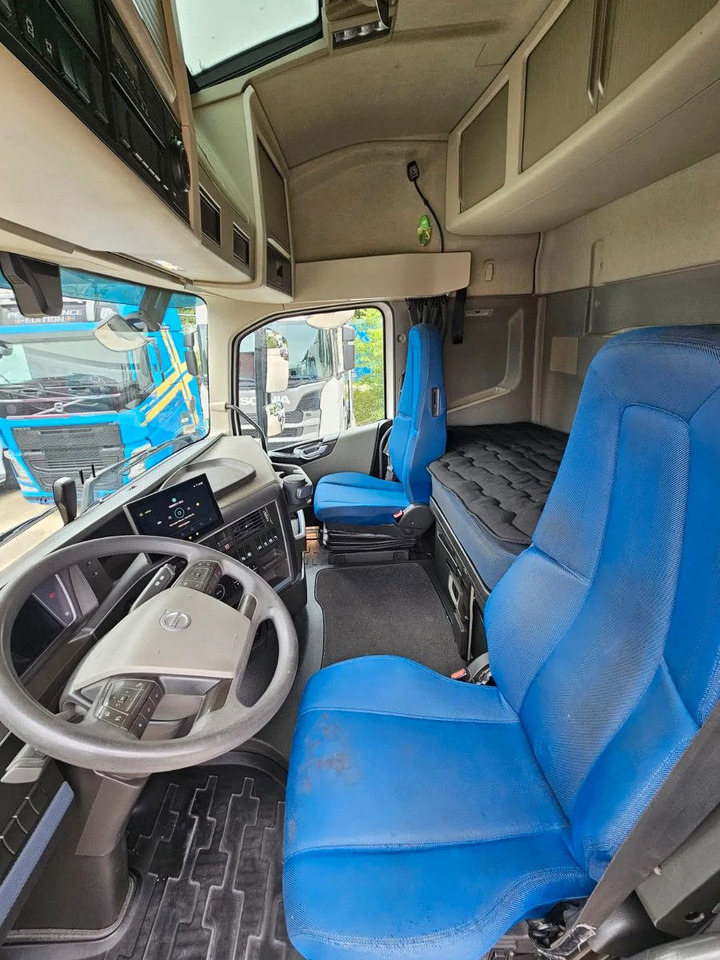 Cabeza tractora Volvo FH 460 Turbo Compound, I-Park, HYVA, Microwave,: foto 6