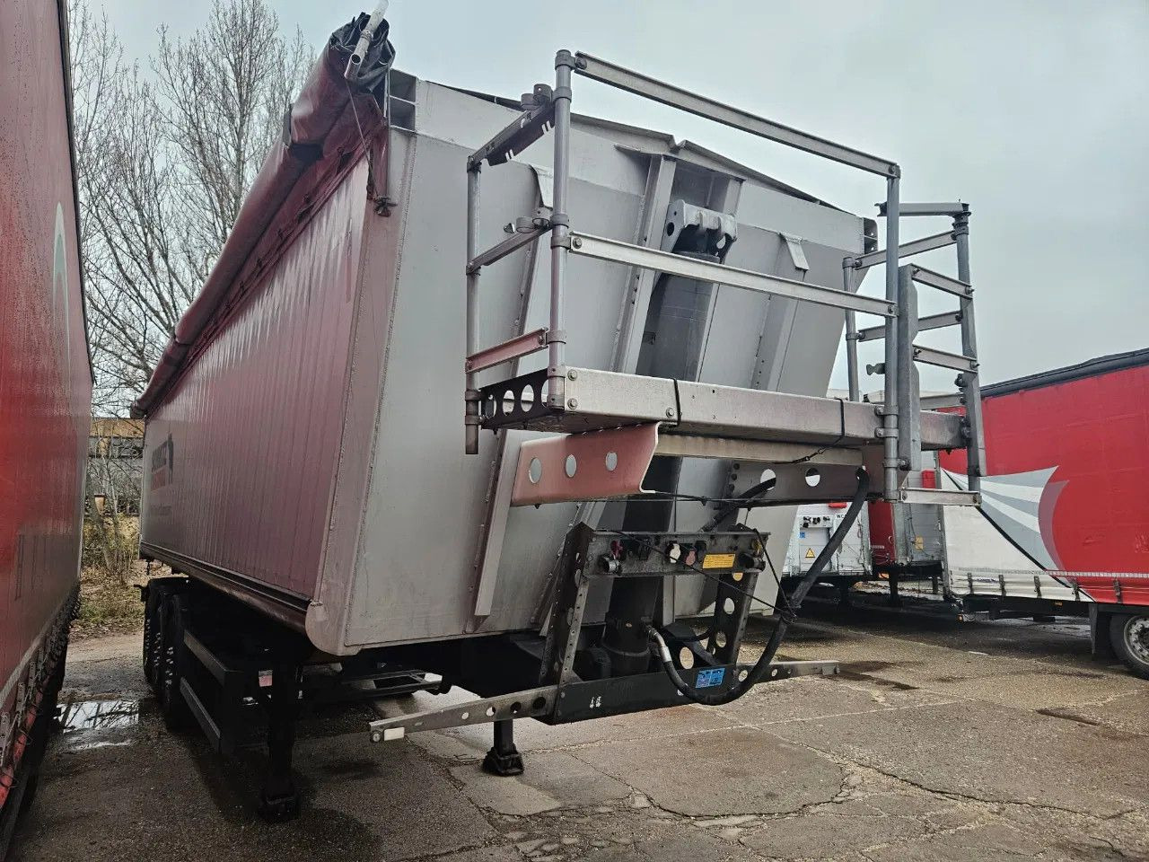 Schmitz Cargobull Gotha SGF S3, 45m3, Alloy wheels, Lift axle - Semirremolque volquete: foto 3 Schmitz Cargobull Gotha SGF S3, 45m3, Alloy wheels, Lift axle - Semirremolque volquete: foto 3