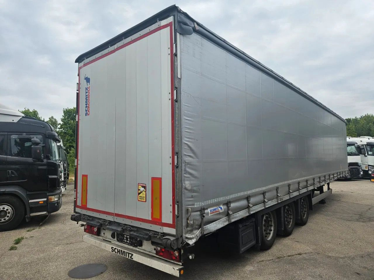 Schmitz Cargobull SCB S3T VARIOS 2 units! Lifting Axle A&C, XL Cod - Semirremolque lona: foto 3 Schmitz Cargobull SCB S3T VARIOS 2 units! Lifting Axle A&C, XL Cod - Semirremolque lona: foto 3
