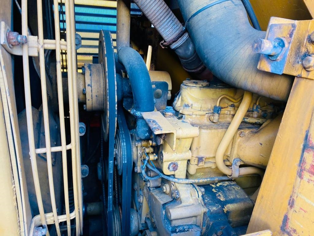 Cargadora de cadenas CAT 943 LGP: foto 8