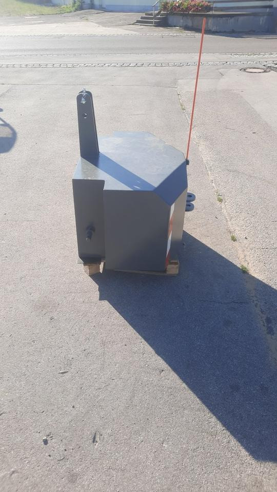 Frontgewicht Heckgewicht 300 - 1200kg Traktor Gewicht Schlepper - Contrapeso: foto 4 Frontgewicht Heckgewicht 300 - 1200kg Traktor Gewicht Schlepper - Contrapeso: foto 4