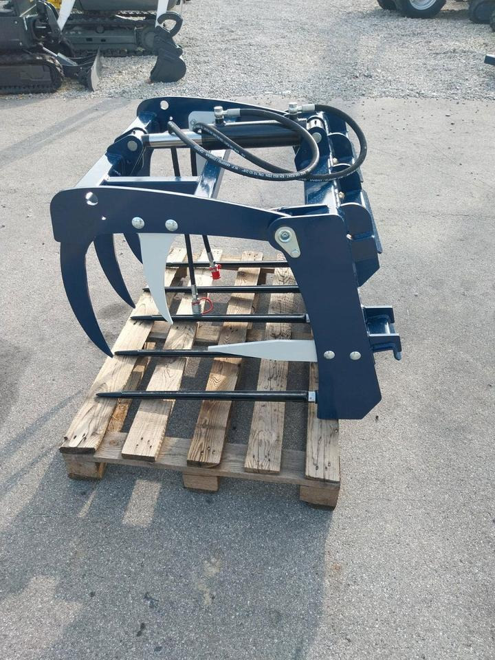 Krokodilgebiss mini Schäffer Greifschaufel Frontlader Hoflader - Equipo para silos: foto 3 Krokodilgebiss mini Schäffer Greifschaufel Frontlader Hoflader - Equipo para silos: foto 3