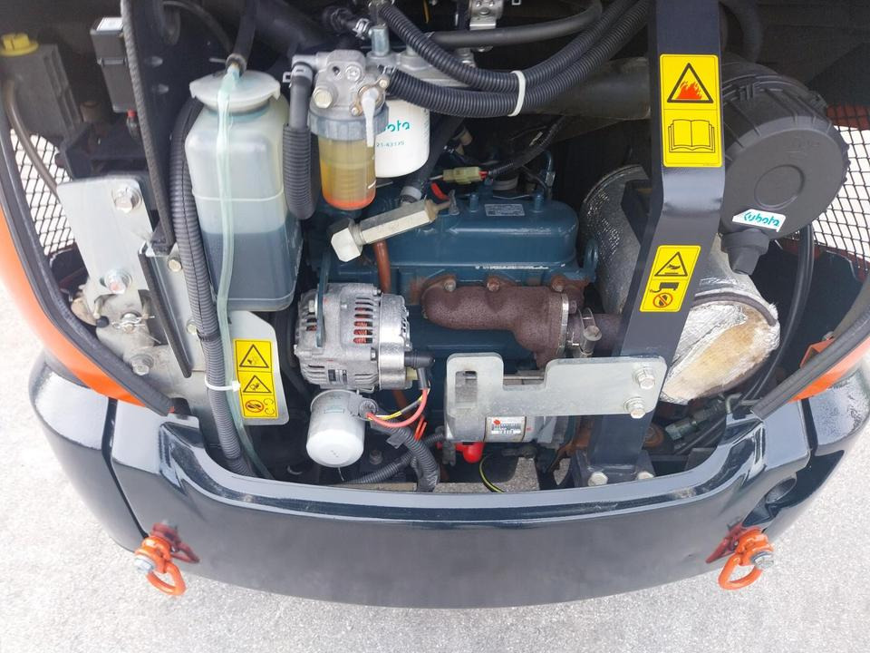 Minibagger Kubota KX 016 - 4 Takeuchi Kettenbagger - Miniexcavadora: foto 5 Minibagger Kubota KX 016 - 4 Takeuchi Kettenbagger - Miniexcavadora: foto 5