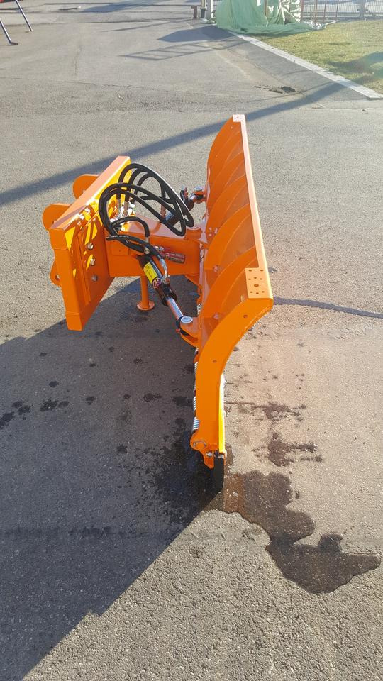Schneeschild 1,8m Kubota Kommunal Schlepper Radlader Hoflader - Cuchilla quitanieves: foto 4 Schneeschild 1,8m Kubota Kommunal Schlepper Radlader Hoflader - Cuchilla quitanieves: foto 4