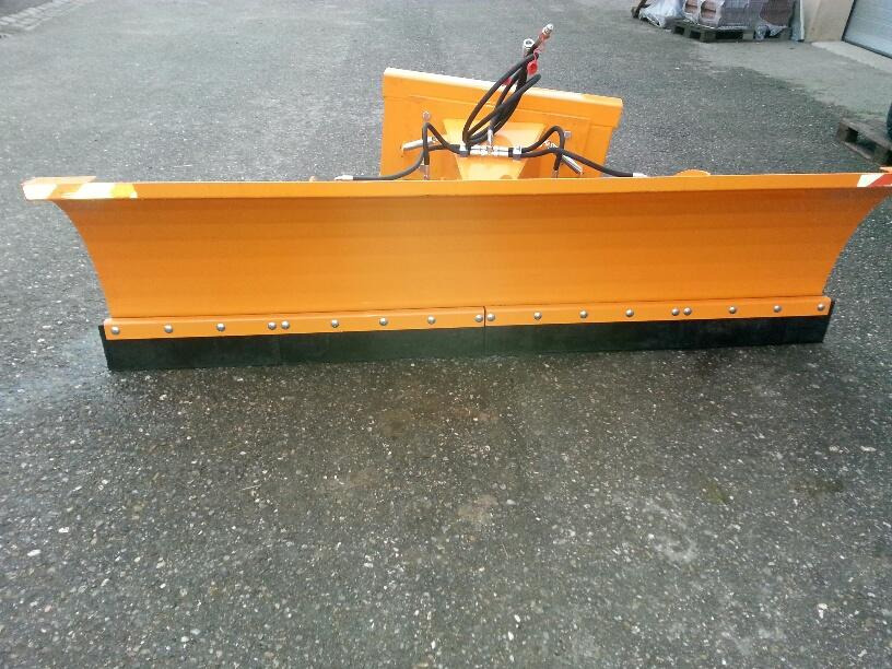 Arrendamiento de Schneeschild 2,6m Komatsu Atlas Schlepper Radlader Hoflader Schneeschild 2,6m Komatsu Atlas Schlepper Radlader Hoflader: foto 7 Arrendamiento de Schneeschild 2,6m Komatsu Atlas Schlepper Radlader Hoflader Schneeschild 2,6m Komatsu Atlas Schlepper Radlader Hoflader: foto 7