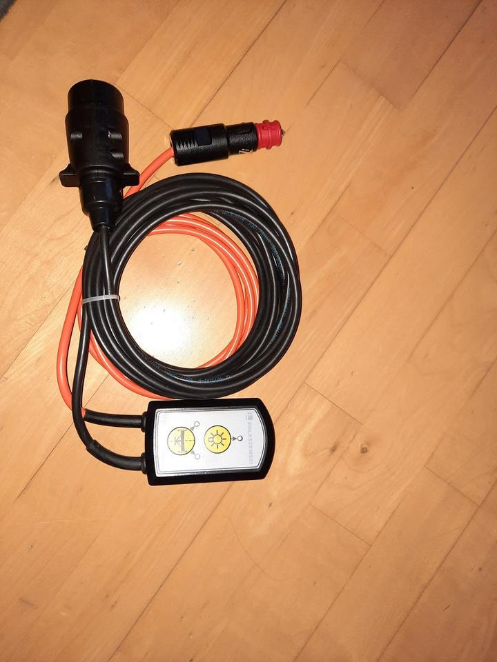 Arrendamiento de  Schneeschild Vario 2,9m Schneepflug Schlepper Teleskoplader Deutz Schneeschild Vario 2,9m Schneepflug Schlepper Teleskoplader Deutz: foto 6