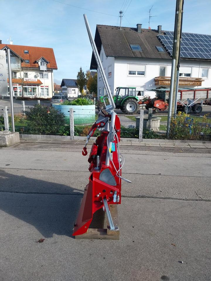 Neue Forstseilwinde Seilwinde Tajfun EGV 45 AHK SG Funk 35 55 65 - Cabrestante para Maquinaria forestal: foto 3 Neue Forstseilwinde Seilwinde Tajfun EGV 45 AHK SG Funk 35 55 65 - Cabrestante para Maquinaria forestal: foto 3