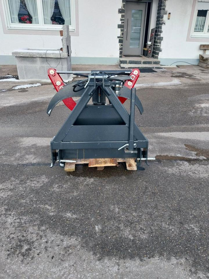 Schwenkbar Rückezange Holzzange 3 Punkt Forstzange Traktor - Cabezal talador: foto 3 Schwenkbar Rückezange Holzzange 3 Punkt Forstzange Traktor - Cabezal talador: foto 3