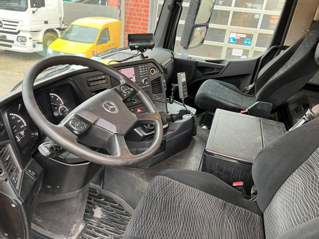 MERCEDES-BENZ Arocs 3240 B 8x4 Betonmischer Deutsch Top Liebherr - Camión: foto 5 MERCEDES-BENZ Arocs 3240 B 8x4 Betonmischer Deutsch Top Liebherr - Camión: foto 5