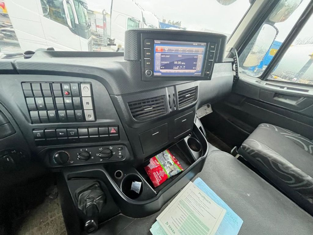 Camión volquete Iveco TRACKER AD450TW 4 Achs Muldenkipper Meiller: foto 8