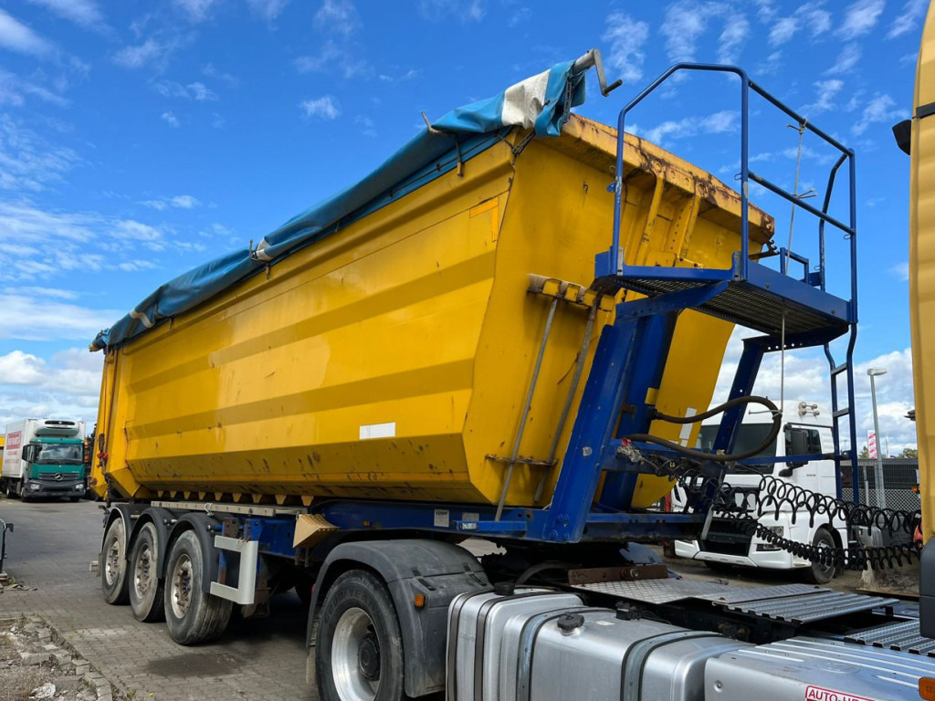 KEMPF Hinterkippmulde SKM 35 3 Kippauflieger 40m³ Stahl - Semirremolque volquete: foto 1 KEMPF Hinterkippmulde SKM 35 3 Kippauflieger 40m³ Stahl - Semirremolque volquete: foto 1