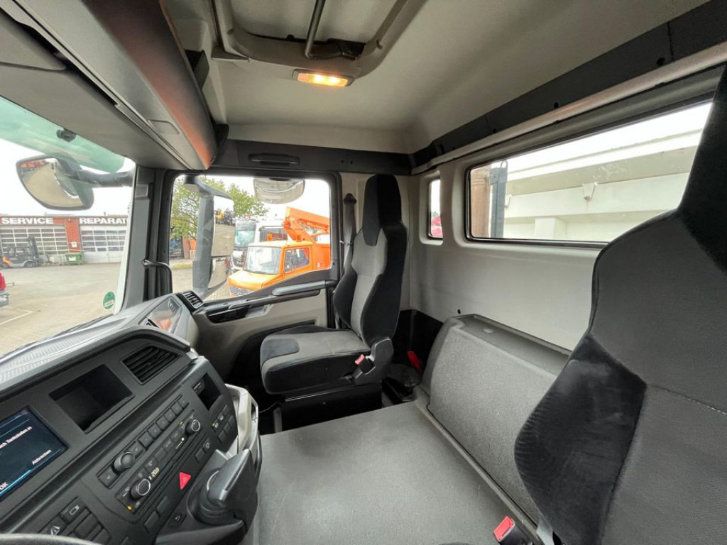 MAN TG-S 37.470 8x4 4-Achs Kipper Meiller Bordmatik - Camión volquete: foto 4 MAN TG-S 37.470 8x4 4-Achs Kipper Meiller Bordmatik - Camión volquete: foto 4