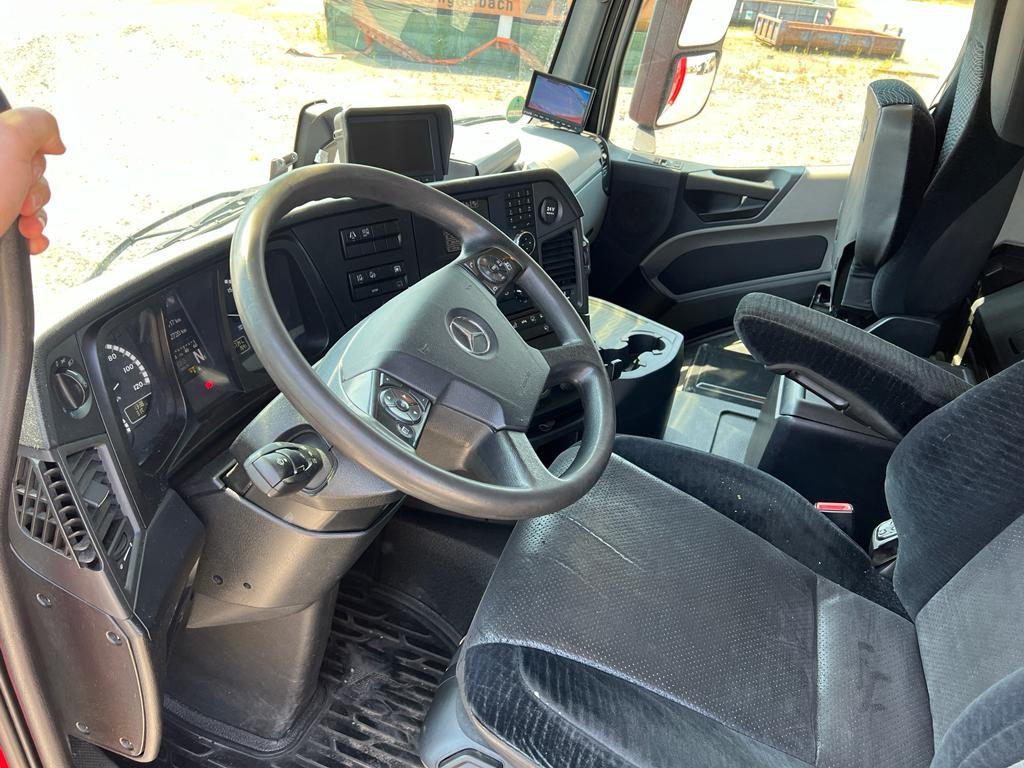 MERCEDES-BENZ Antos 2540 L 6x2 Pritsche LBW Coca Cola LBW 2to - Camión lona: foto 4 MERCEDES-BENZ Antos 2540 L 6x2 Pritsche LBW Coca Cola LBW 2to - Camión lona: foto 4