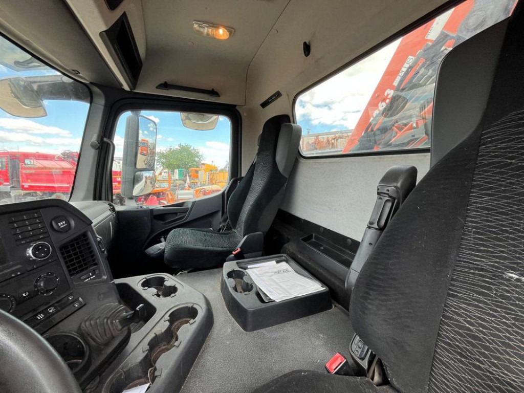 MERCEDES-BENZ Arocs 1835 K 2-Achs Kipper Kran Atlas 126.3 - Camión volquete, Camión grúa: foto 4 MERCEDES-BENZ Arocs 1835 K 2-Achs Kipper Kran Atlas 126.3 - Camión volquete, Camión grúa: foto 4