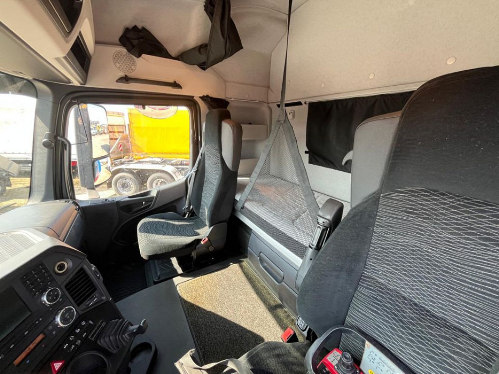 MERCEDES-BENZ Arocs 2545 6x4 HAD Pritsche Heckkran PK 41002 - Camión caja abierta, Camión grúa: foto 4 MERCEDES-BENZ Arocs 2545 6x4 HAD Pritsche Heckkran PK 41002 - Camión caja abierta, Camión grúa: foto 4