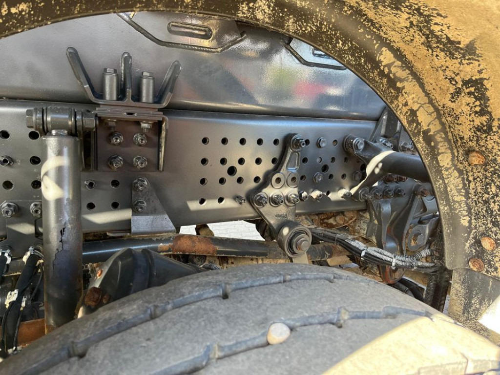 MERCEDES-BENZ Arocs 4145 8x8 4 Achs Muldenkipper Meiller - Camión volquete: foto 5 MERCEDES-BENZ Arocs 4145 8x8 4 Achs Muldenkipper Meiller - Camión volquete: foto 5