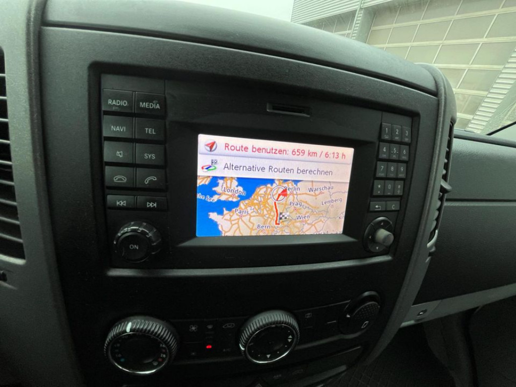 MERCEDES-BENZ Sprinter 316 CDI Kasten - Furgón: foto 2 MERCEDES-BENZ Sprinter 316 CDI Kasten - Furgón: foto 2