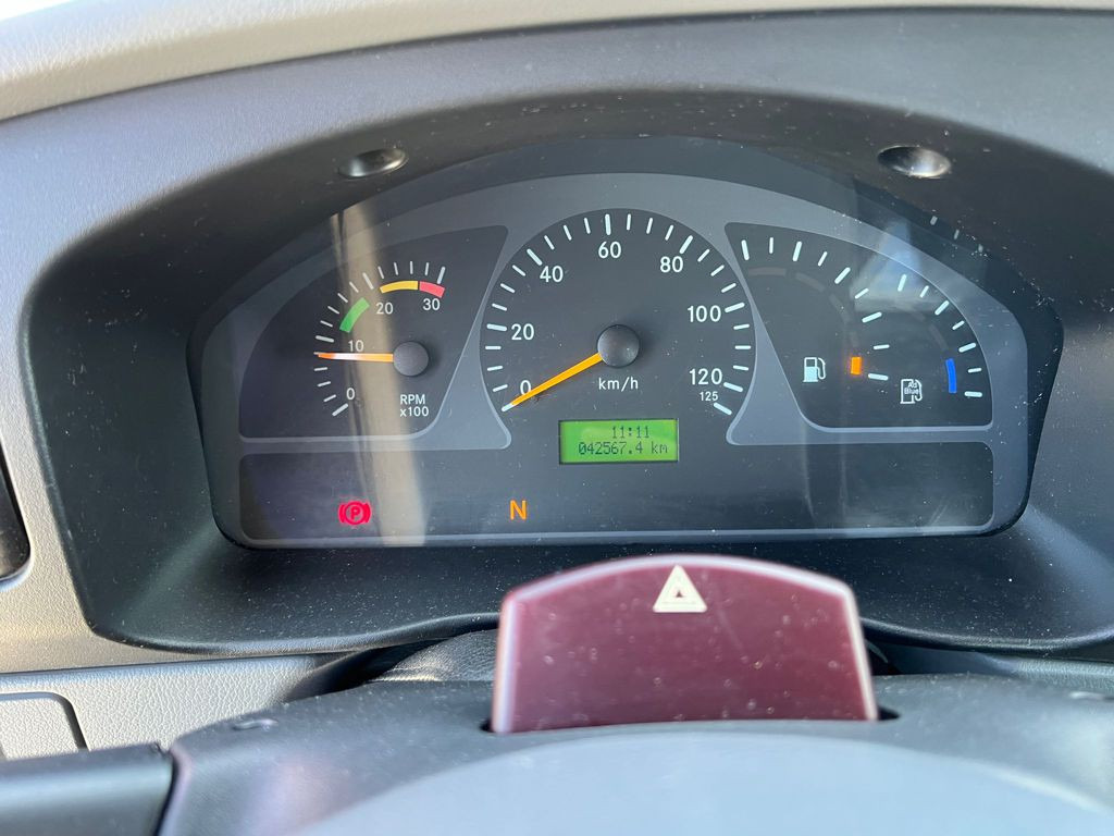 MERCEDES-BENZ Unimog U20 2-Achs Allradkipper Kran Palfinger Kran - Camión volquete, Camión grúa: foto 2 MERCEDES-BENZ Unimog U20 2-Achs Allradkipper Kran Palfinger Kran - Camión volquete, Camión grúa: foto 2