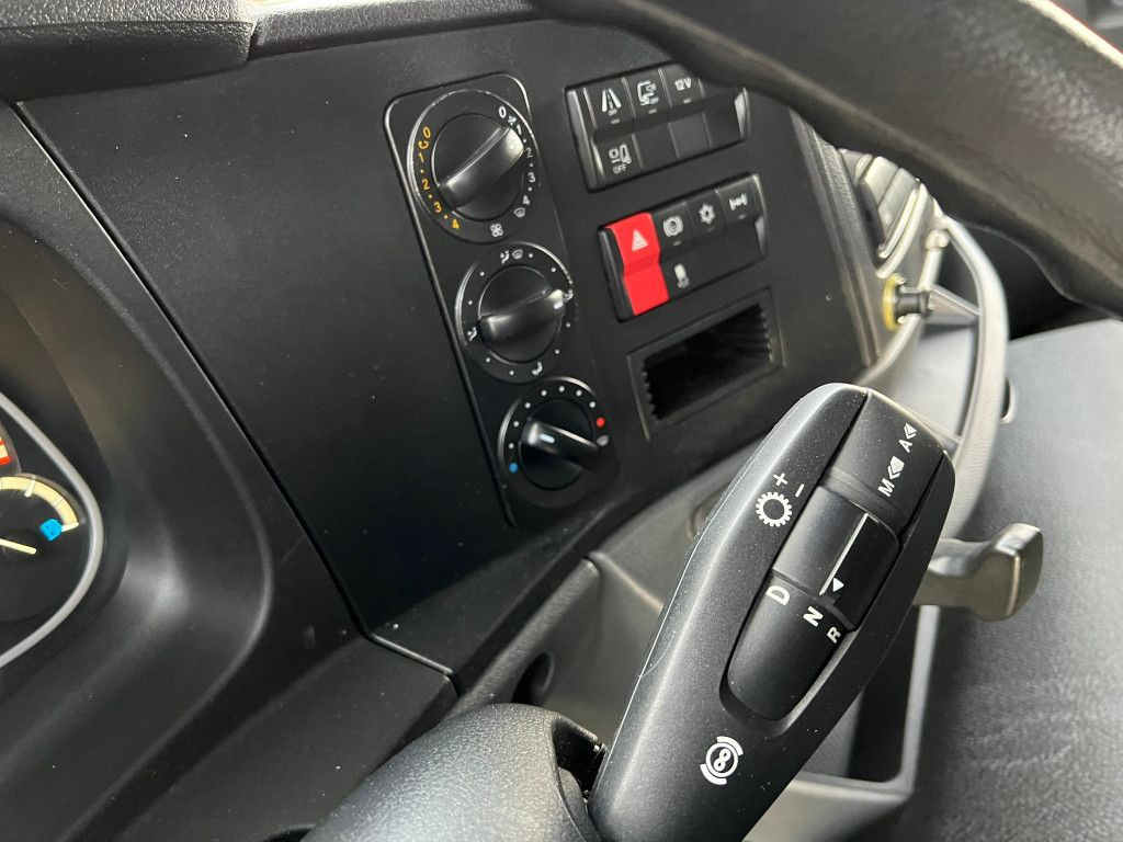 Camión lona Mercedes-Benz Atego 1527 L Pritsche LBW LBW 1.5 to: foto 10